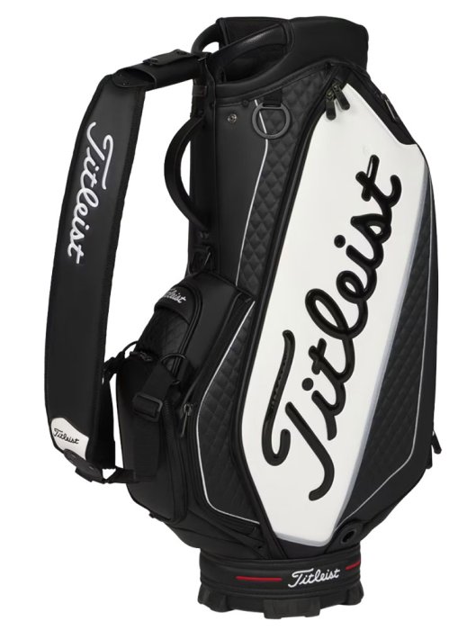 titleisttourbagblackwhite-3.jpg